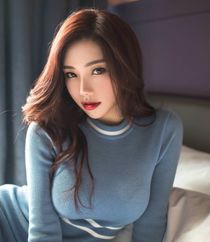 Sexy asian Teen in